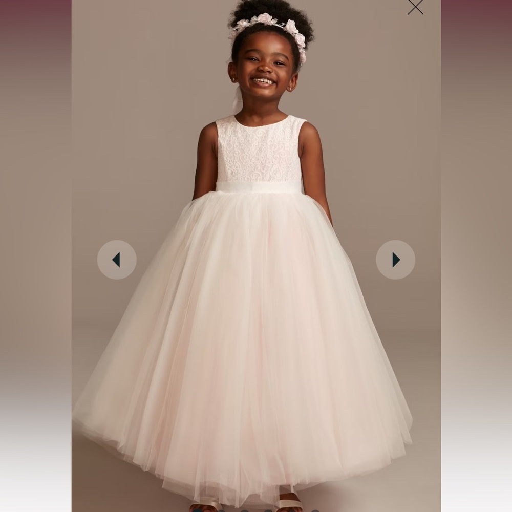 BALL GOWN FLOWER GIRL DRESS WITH HEART CUTOUT